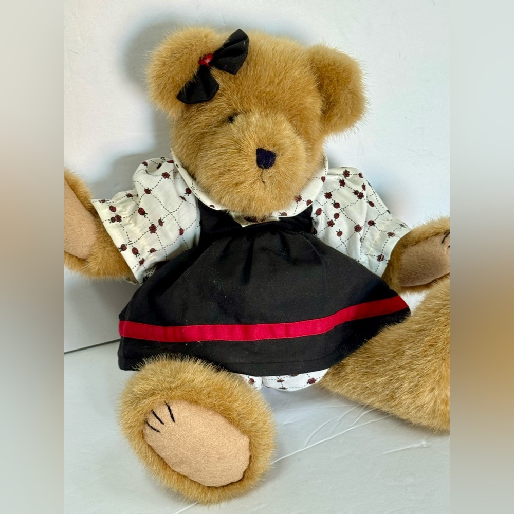 BOYDS BEARS  "Libby B. Lady", 12" Plush - Boyds Best Dressed Series - EUC w/Tags